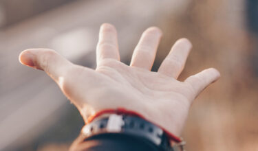 Wyciągnięta dłoń…